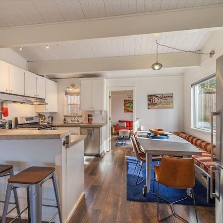 Lake Views, Pet-Friendly Cabin With Hot-Tub In King'S Beach Kings Beach Exterior photo