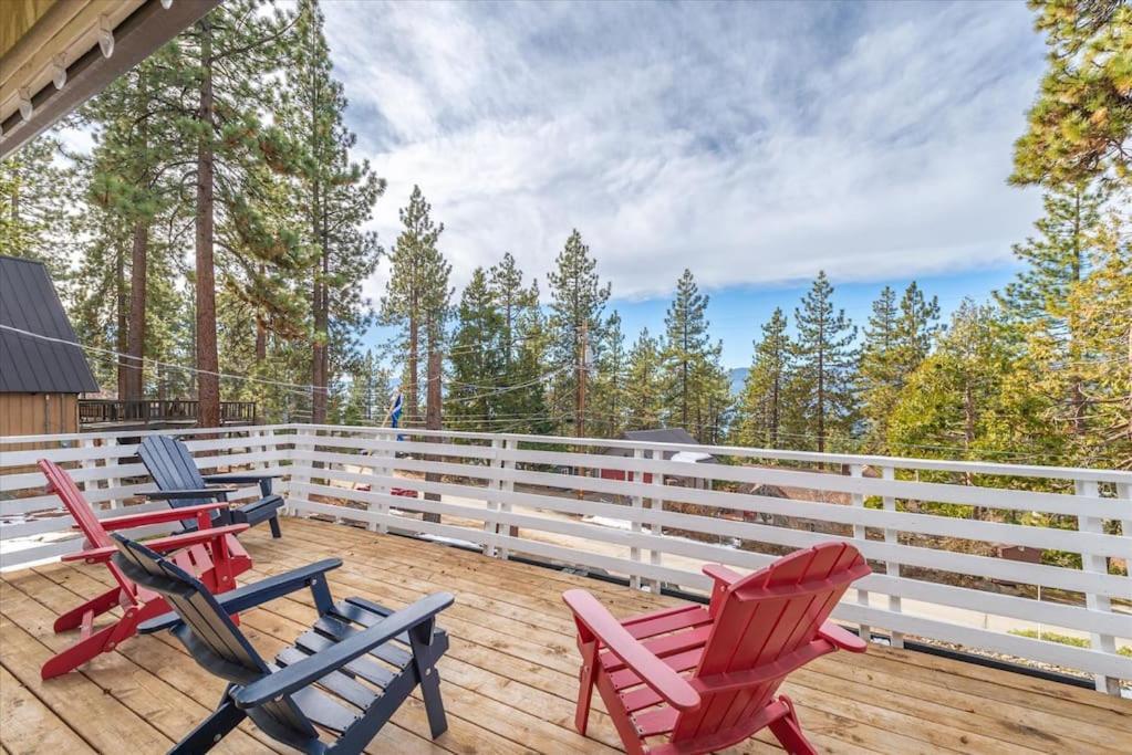 Lake Views, Pet-Friendly Cabin With Hot-Tub In King'S Beach Kings Beach Exterior photo