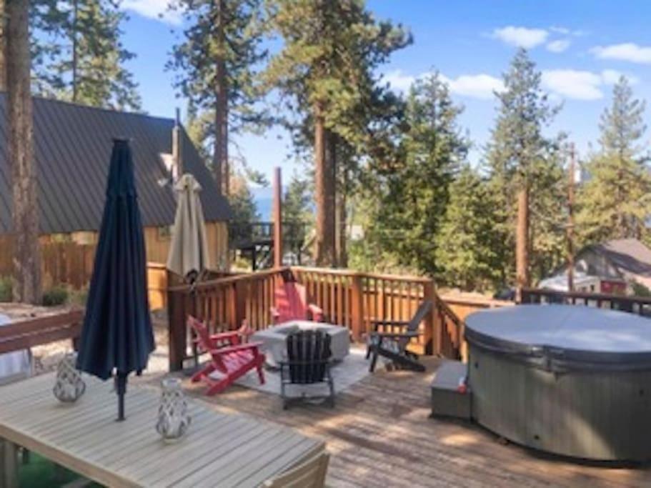 Lake Views, Pet-Friendly Cabin With Hot-Tub In King'S Beach Kings Beach Exterior photo